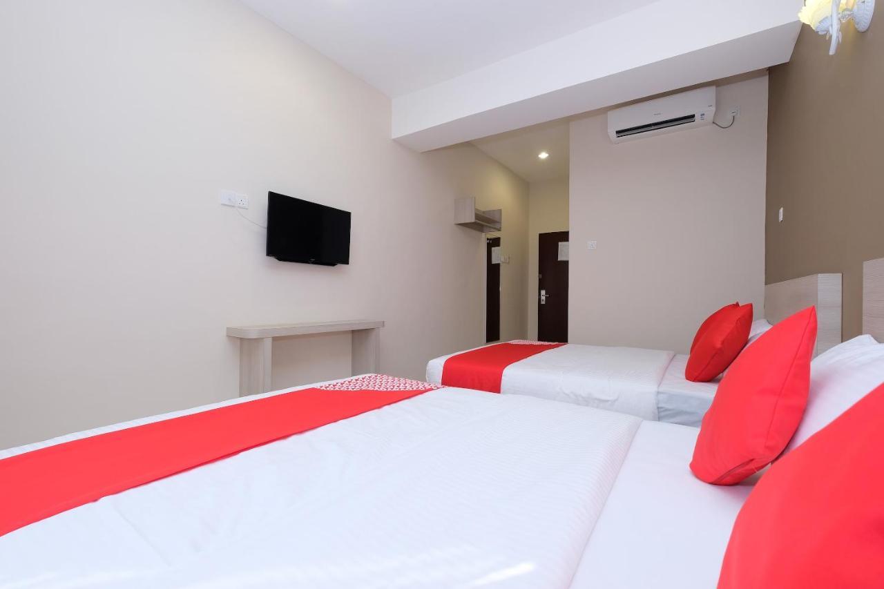 Super Oyo 43935 Mancalin Hotel Kuantan Exterior foto