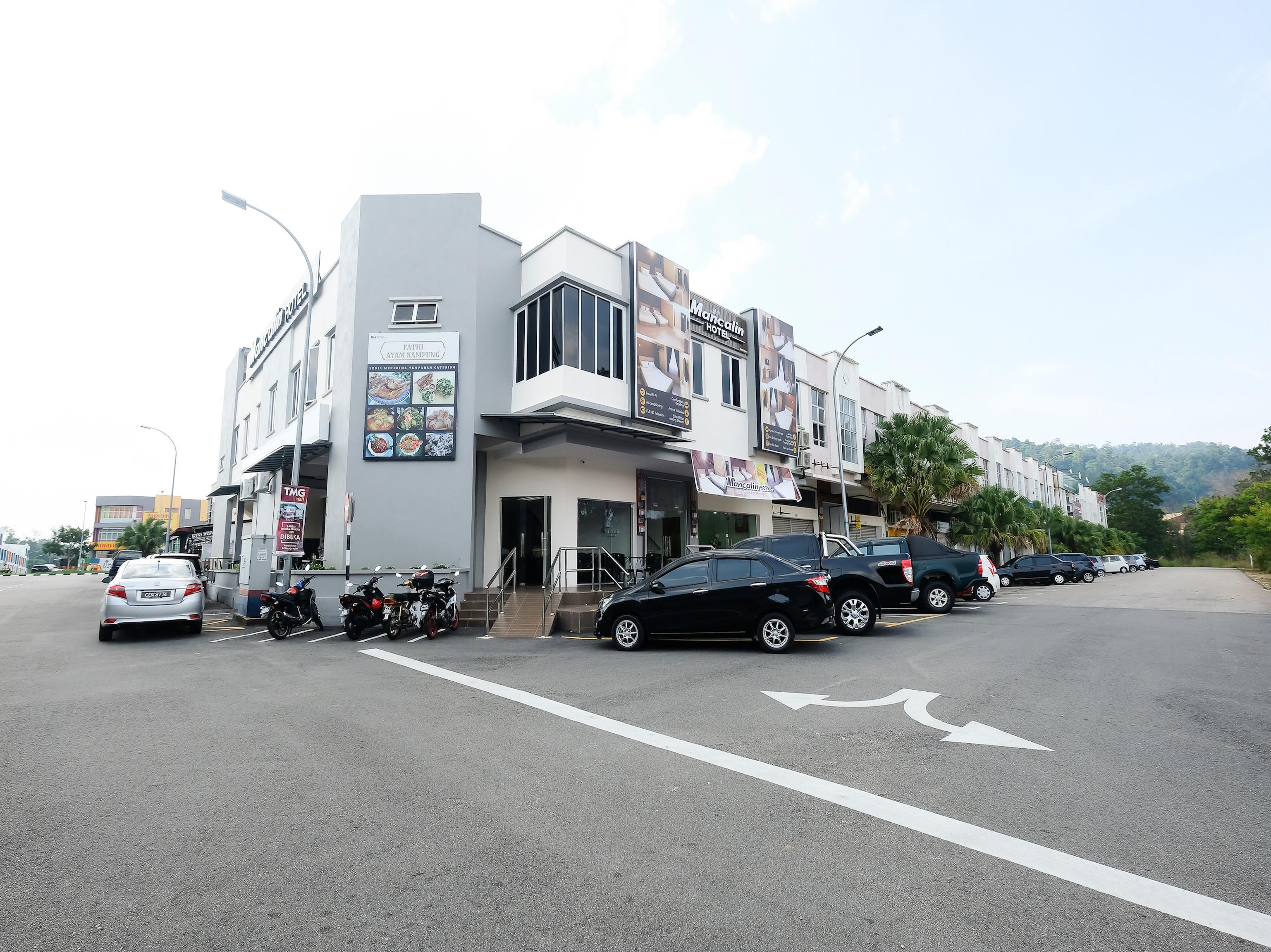 Super Oyo 43935 Mancalin Hotel Kuantan Exterior foto